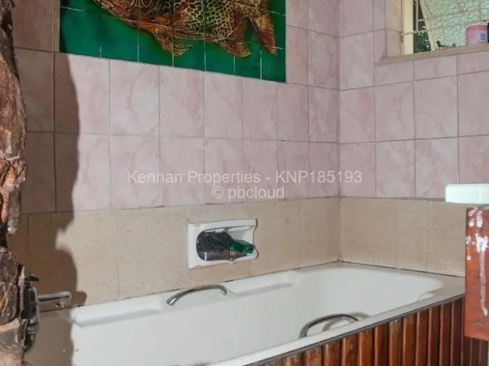 3 Bedroom House for Sale in Penhalonga, Penhalonga