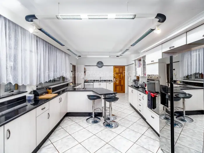 5 Bedroom House for Sale in Marlborough, Harare