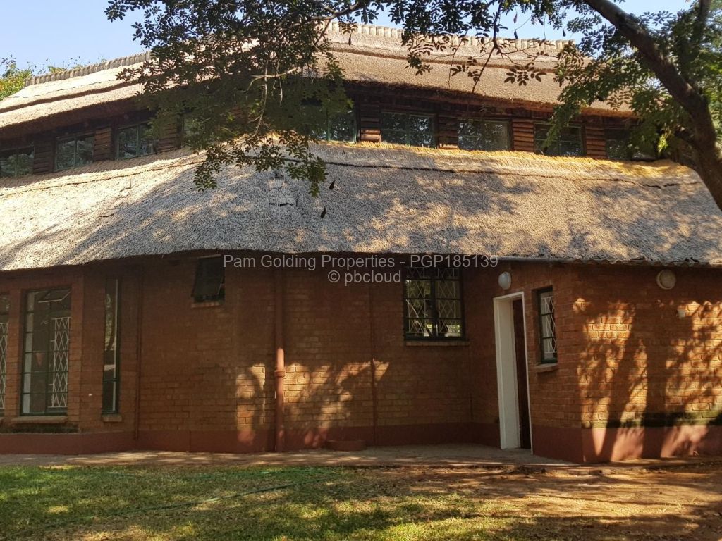 4 Bedroom House for Sale in Victoria Falls, Victoria Falls