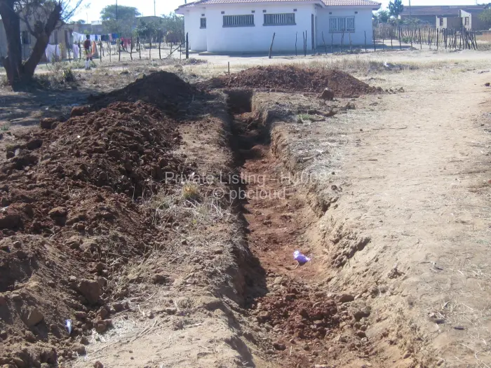 Other Commercial for Sale in Plumtree, Plumtree