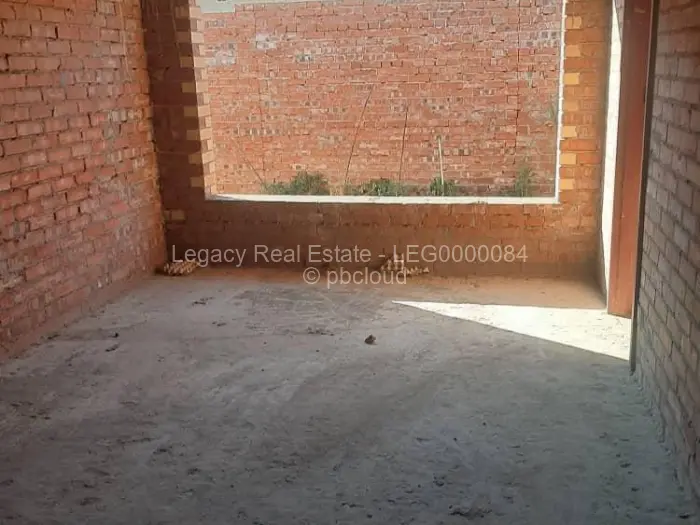 4 Bedroom House for Sale in Mabvazuva Estates, Ruwa