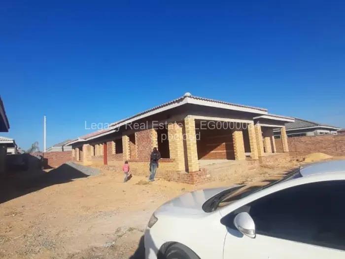 4 Bedroom House for Sale in Mabvazuva Estates, Ruwa