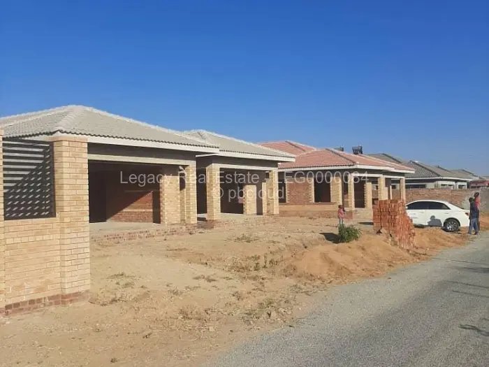 4 Bedroom House for Sale in Mabvazuva Estates, Ruwa