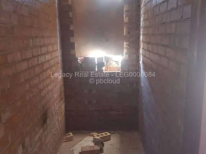 4 Bedroom House for Sale in Mabvazuva Estates, Ruwa