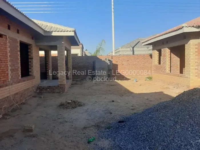 4 Bedroom House for Sale in Mabvazuva Estates, Ruwa