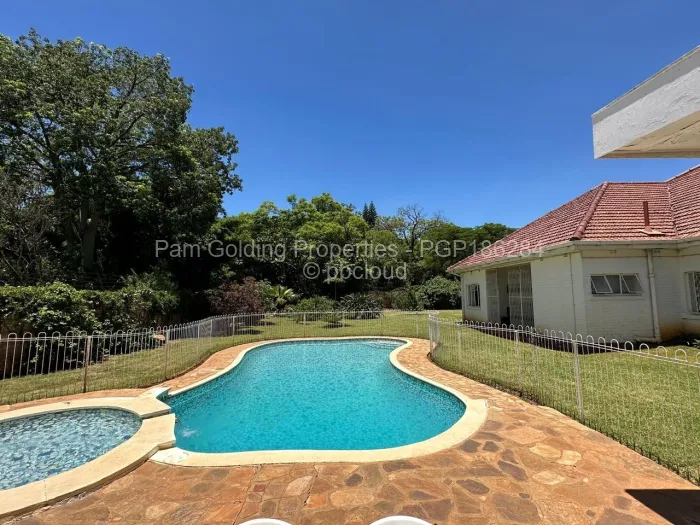 3 Bedroom House for Sale in Kumalo, Bulawayo