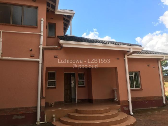 5 Bedroom House to Rent in Hogerty Hill, Harare