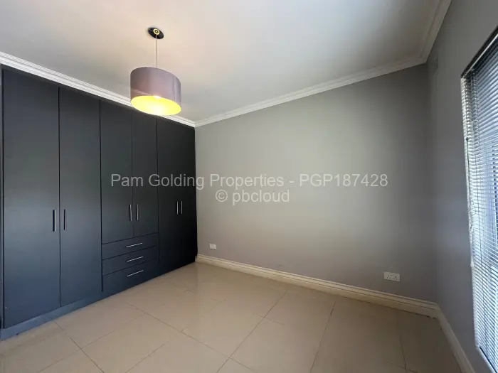 3 Bedroom House to Rent in Arlington