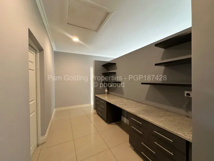 3 Bedroom House to Rent in Arlington