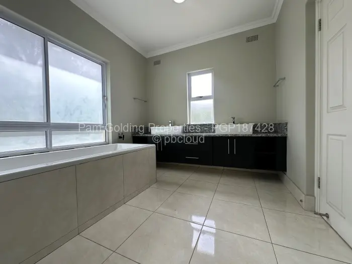 3 Bedroom House to Rent in Arlington