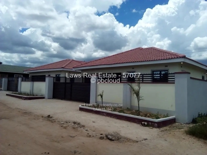 4 Bedroom House for Sale in Glen View, Harare