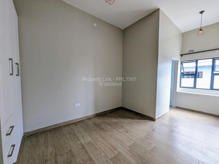 Townhouse/Cluster to Rent in Westgate, Harare