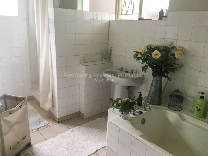 3 Bedroom House for Sale in Chinhoyi, Chinhoyi