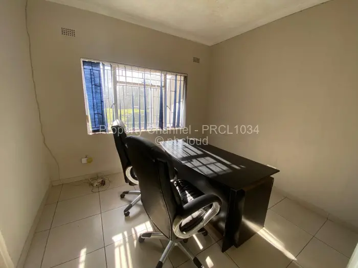 Warehouse/Industrial to Rent in Bluff Hill, Harare