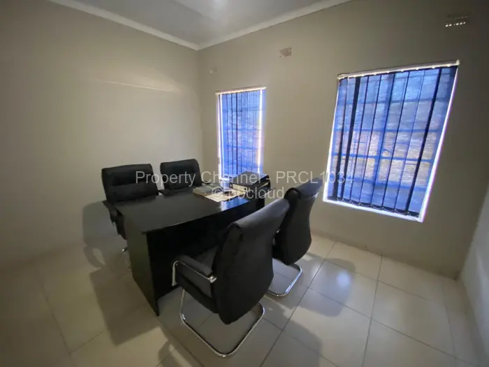 Warehouse/Industrial to Rent in Bluff Hill, Harare