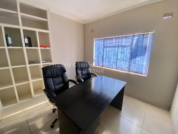 Warehouse/Industrial to Rent in Bluff Hill, Harare