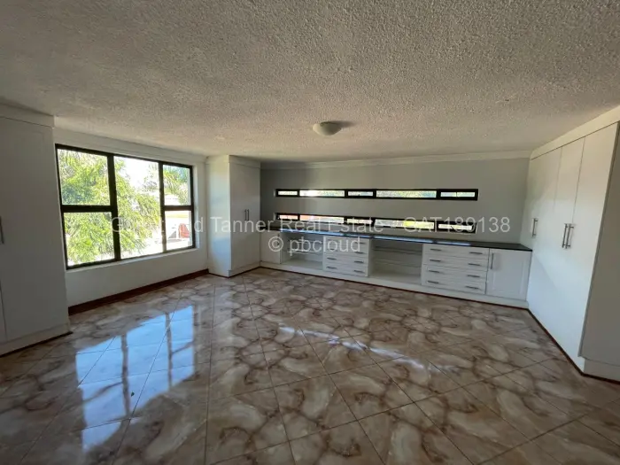 5 Bedroom House for Sale in Gletwin Park, Harare