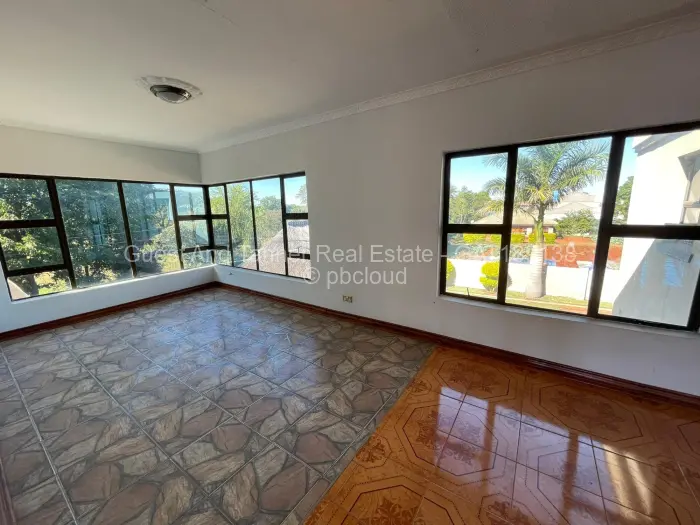 5 Bedroom House for Sale in Gletwin Park, Harare