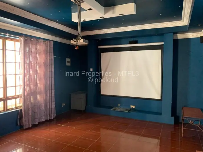 Townhouse/Complex/Cluster to Rent in Emerald Hill