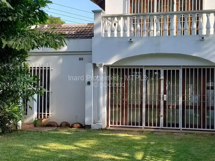 Townhouse/Complex/Cluster to Rent in Emerald Hill
