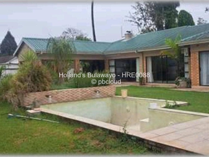 3 Bedroom House for Sale in Suburbs, Bulawayo