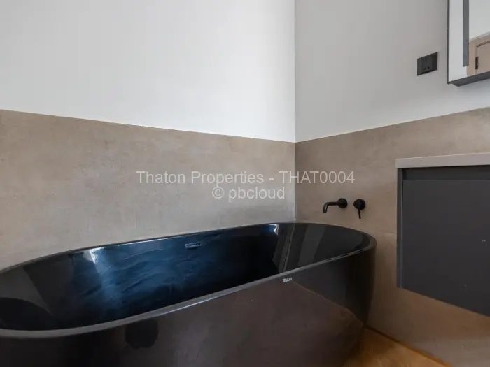 Flat/Apartment for Sale in Glen Lorne, Harare