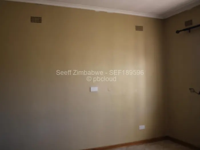 Townhouse/Cluster to Rent in Newlands