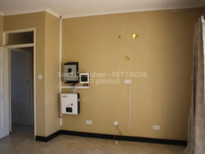 Townhouse/Cluster to Rent in Newlands