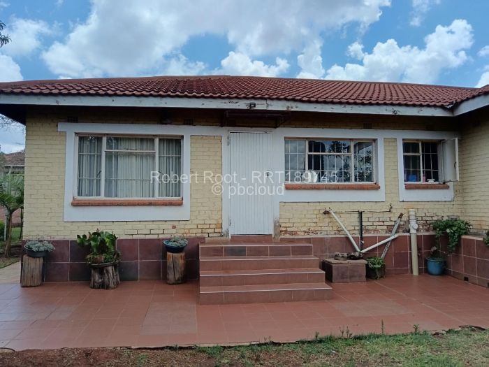 4 Bedroom House for Sale in Glaudina, Harare