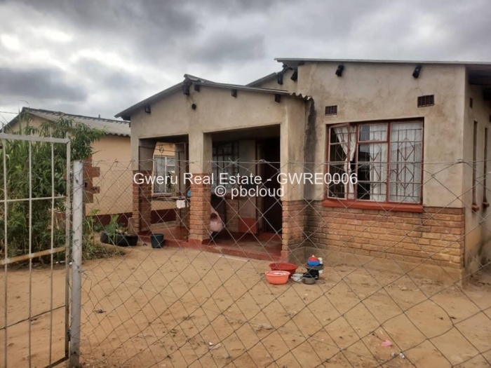 4 Bedroom House for Sale in Nehosho, Gweru