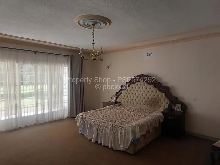9 Bedroom House to Rent in Greendale