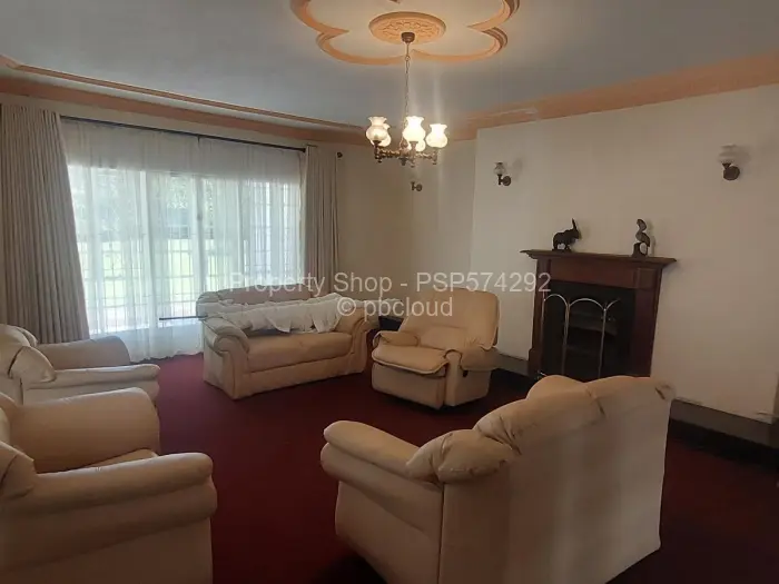 9 Bedroom House to Rent in Greendale