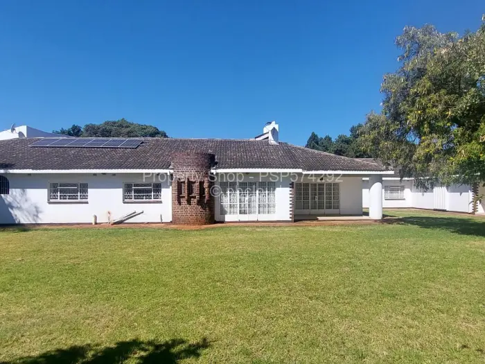 9 Bedroom House to Rent in Greendale