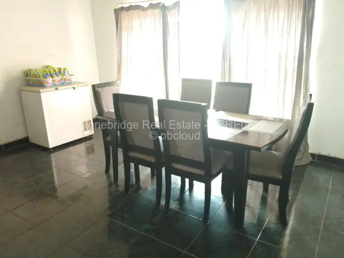 4 Bedroom House for Sale in Parklands, Bulawayo