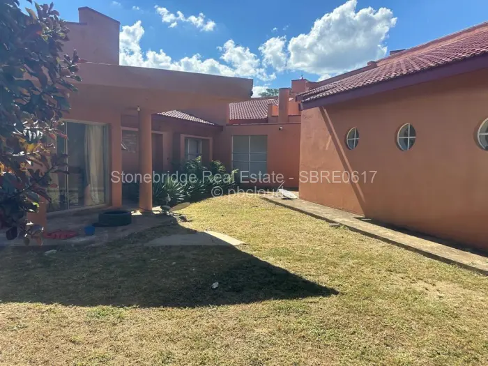 4 Bedroom House for Sale in Parklands, Bulawayo