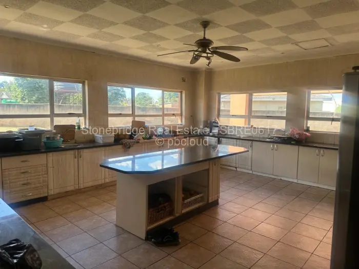 4 Bedroom House for Sale in Parklands, Bulawayo