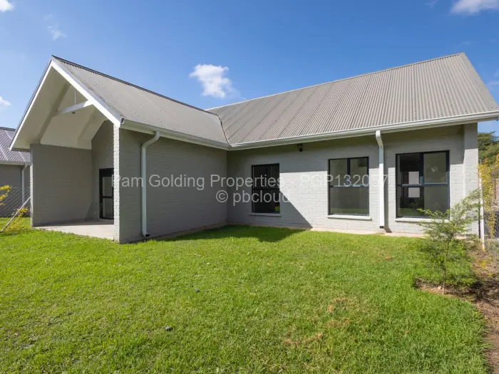 Townhouse/Complex/Cluster to Rent in Meyrick Park