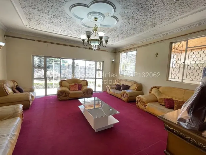 4 Bedroom House for Sale in Ilanda, Bulawayo
