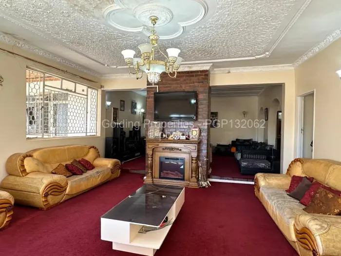 4 Bedroom House for Sale in Ilanda, Bulawayo