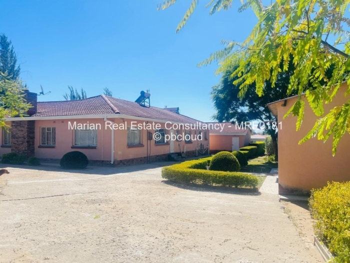 4 Bedroom House for Sale in Sunning Hill, Bulawayo