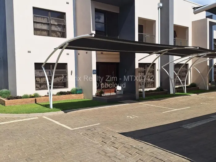 Townhouse/Complex/Cluster to Rent in Greencroft