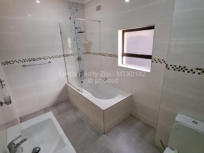 Townhouse/Complex/Cluster to Rent in Greencroft