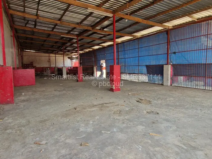 Retail/Shop for Sale in Mount Darwin, Mount Darwin