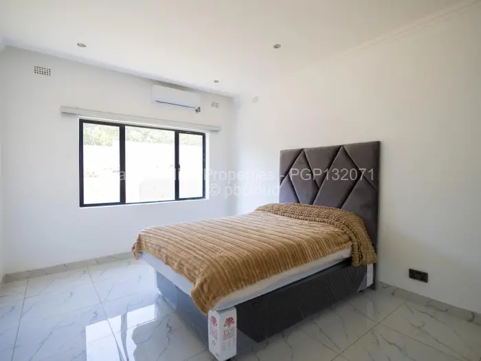 5 Bedroom House for Sale in Crowhill Views, Harare