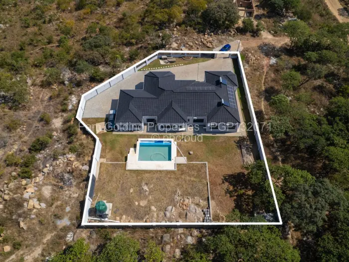 5 Bedroom House for Sale in Crowhill Views, Harare