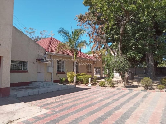 Office to Rent in Greendale, Harare