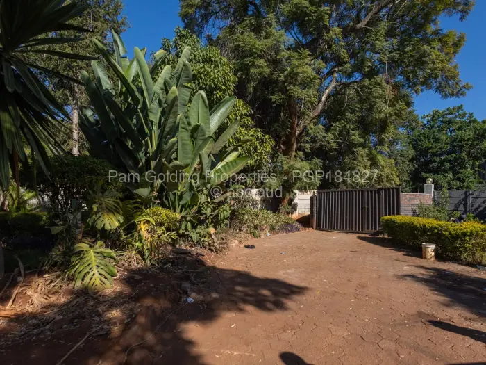 4 Bedroom House for Sale in Borrowdale, Harare