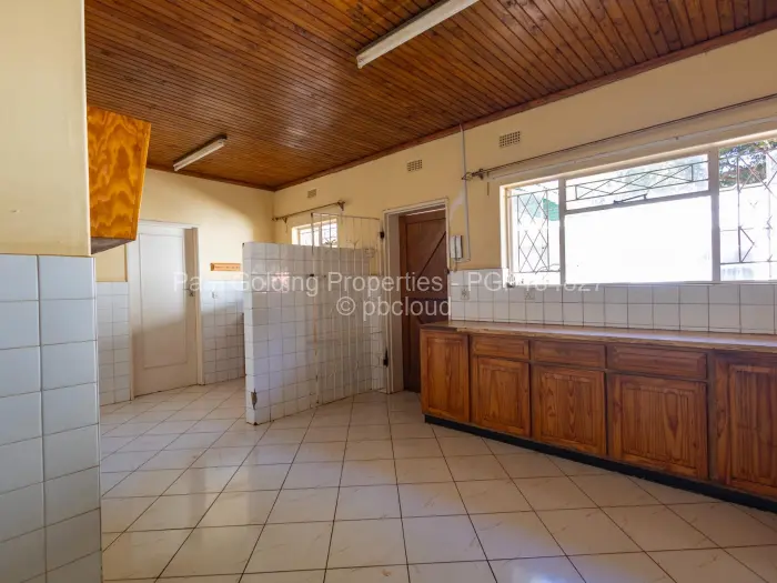 4 Bedroom House for Sale in Borrowdale, Harare