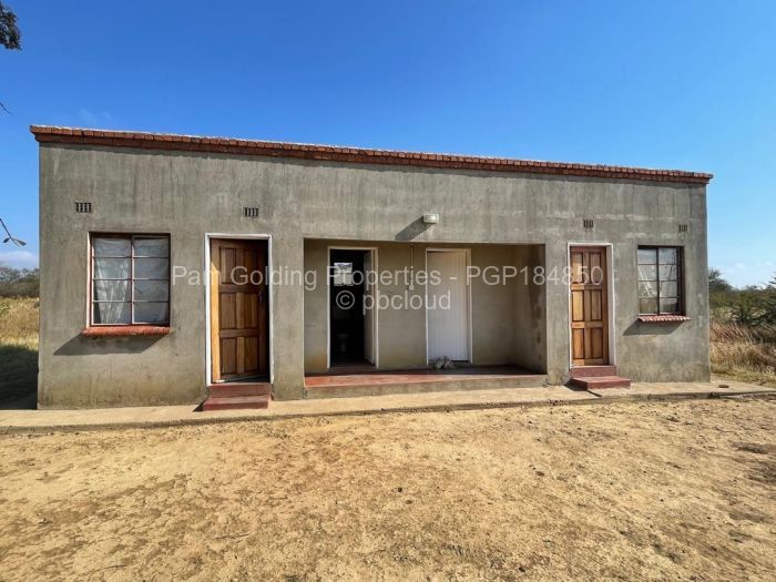 3 Bedroom House for Sale in Kensington Byo, Bulawayo
