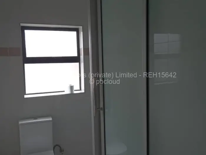 Flat/Apartment to Rent in Madokero Estates, Harare